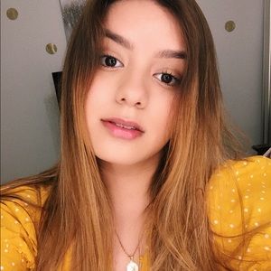 Meet your Posher, Karina